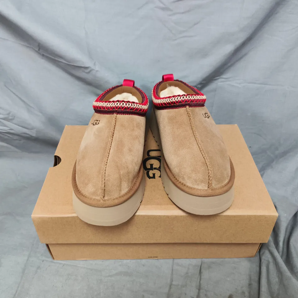 BOXED UGG TAZZ SLIPPERS - CHESTNUT - UK 6