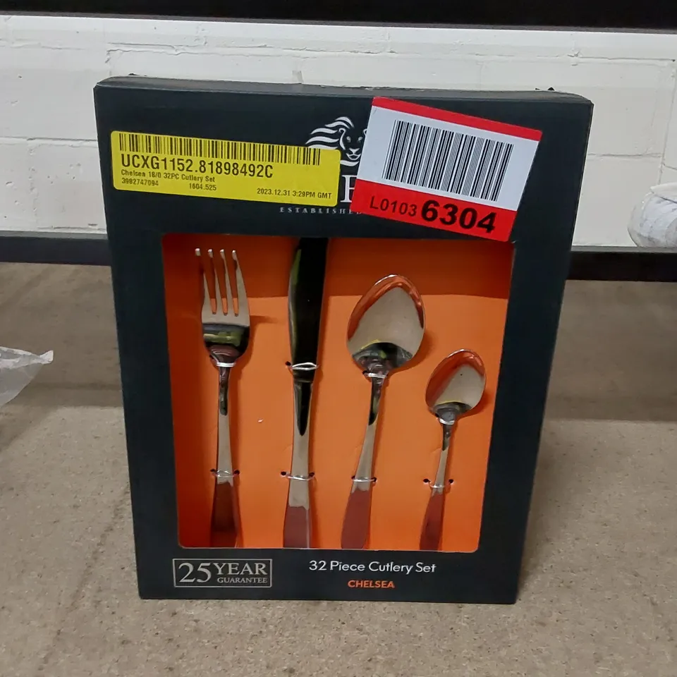 BOXED CHELSEA 32-PIECE CUTLERY SET