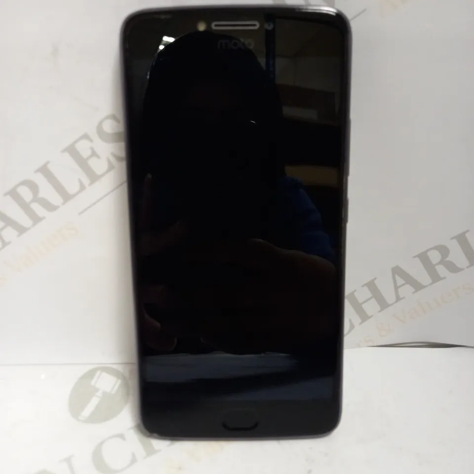 MOTOROLA PHONE