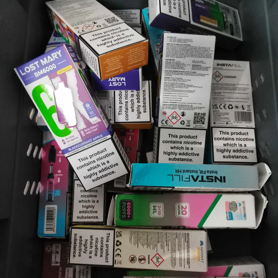 APPROXIMATELY 15 ASSORTED E-CIGARETTE AND VAPE PRODUCTS TO INCLUDE LOST MARY, INSTAFILL, HAYATI ETC 