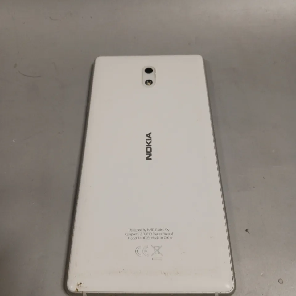 NOKIA TA-1020 SMARTPHONE 