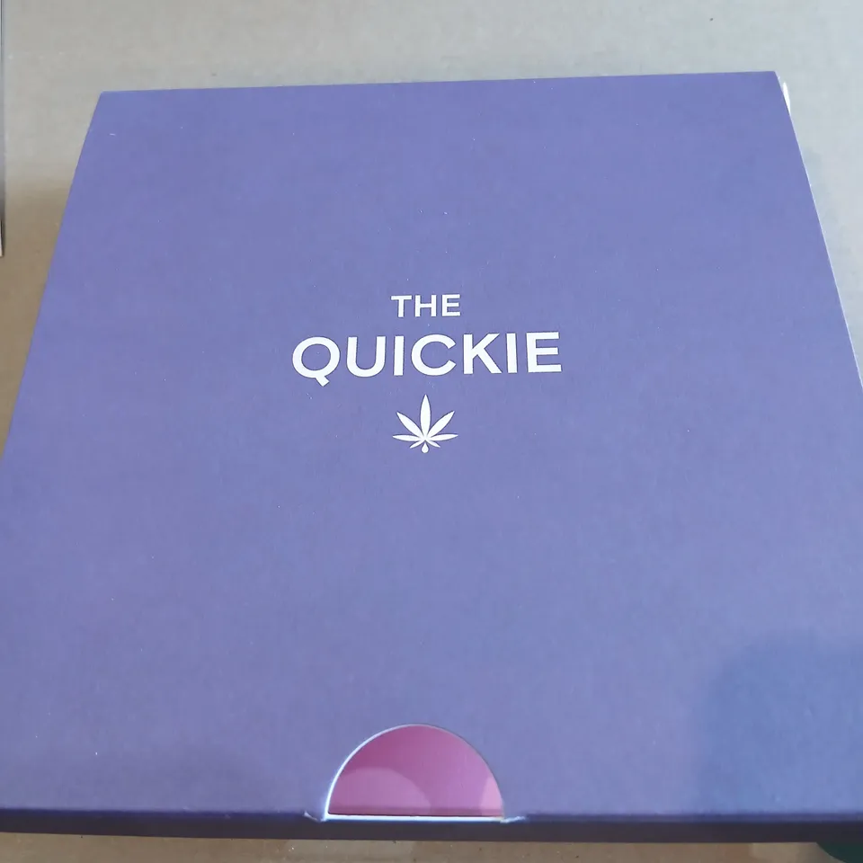 TEN FORIA THE QUICKIE CBD AROUSAL KIT – AWAKEN CBD OIL + INTIMACY CBD SUPPOSITORIES (50MG/100MG/15MG)
