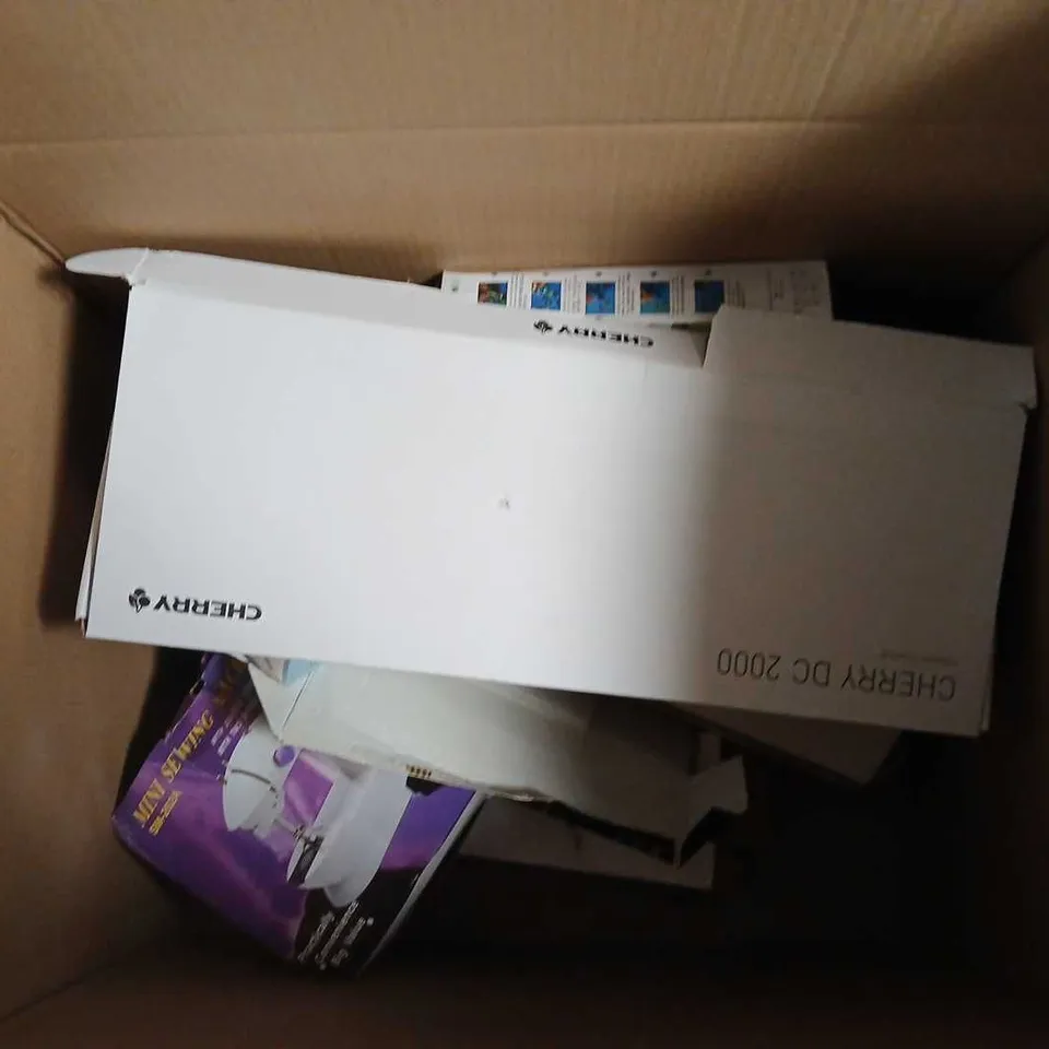 BOX OF APPROX 10 ASSORTED ELECTRICAL ITEMS TO INCLUDE VANELESS HANGING NECK FAN – MODEL R-8; WIRELESS CHARGING MINI WASHING MACHINE; MUSIC PLAYER 