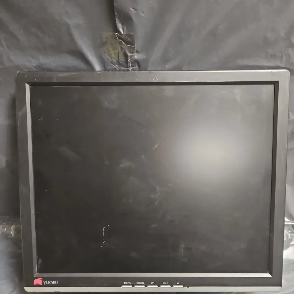YURAKU LCD MONITOR YM782D