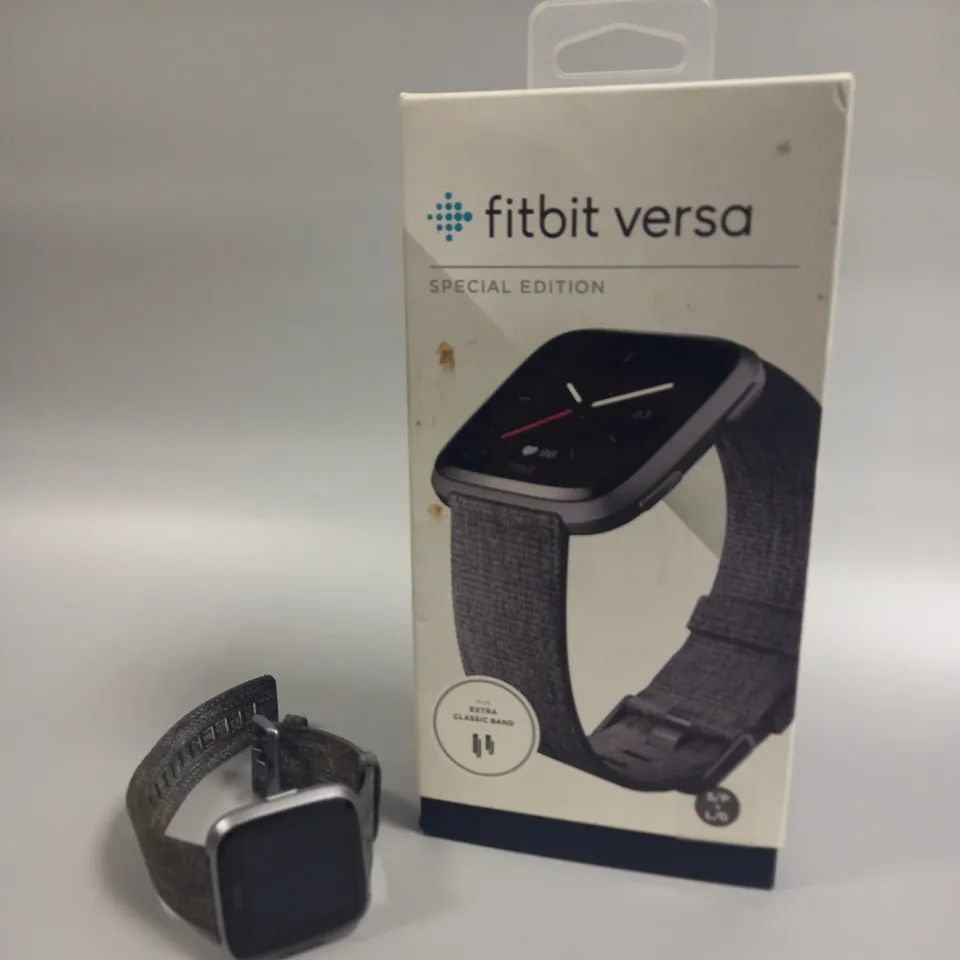 BOXED FITBIT VERSA SPECIAL EDITION FITNESS TRACKER WATCH 