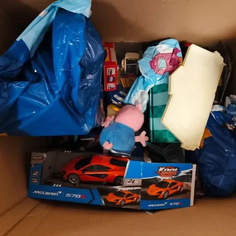 APPROXIMATELY 6 ASSORTED TOYS & GAMES PRODUCTS TO INCLUDE KOOL SPEED MCLAREN 570S TOY, PEPPA PIG PLUSH, BLUEY SUPERMARKET PLAYSET, ETC - COLLECTION ONLY
