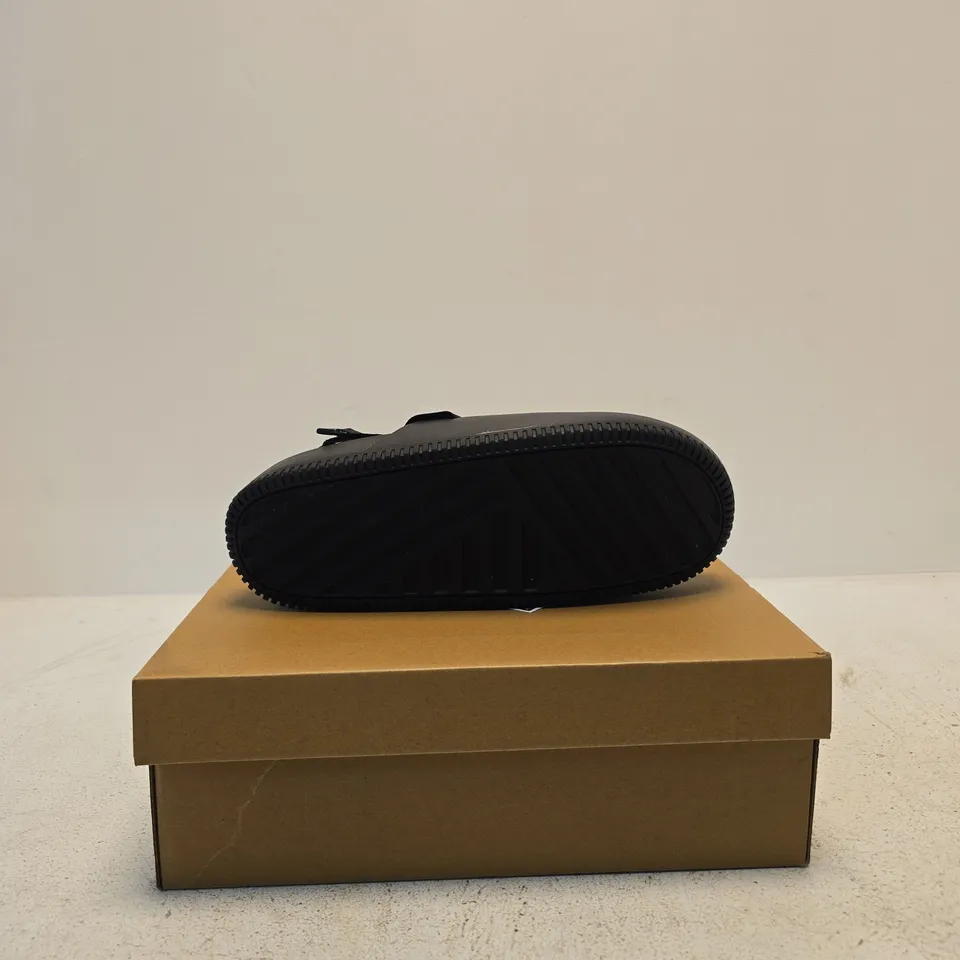 NIKE CALM MULE – BLACK, UK 11 – BOXED