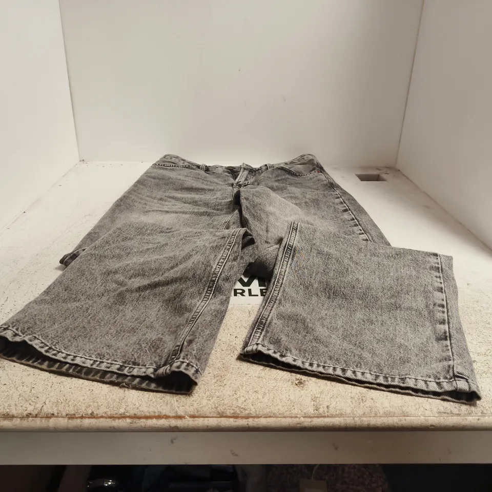 STRADIVARIUS GREY DENIM JEANS – UK 12 (US 8), D92 TAG