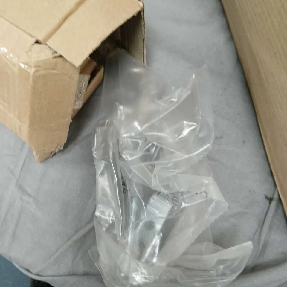 FLAT-PACK FURNITURE COMPONENTS – BOXED SET (UNASSEMBLED)
