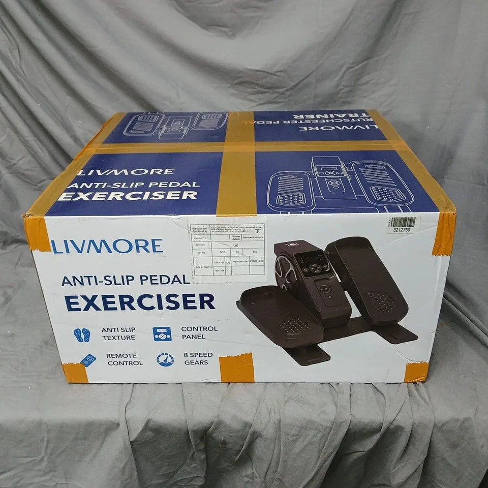 BOXED LIVMORE ANTI-SLIP PEDAL EXERCISER IN BLACK
