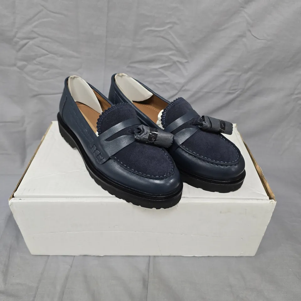 RUTH LANGSFORD FASHION NAVY LOAFERS - SIZE 4