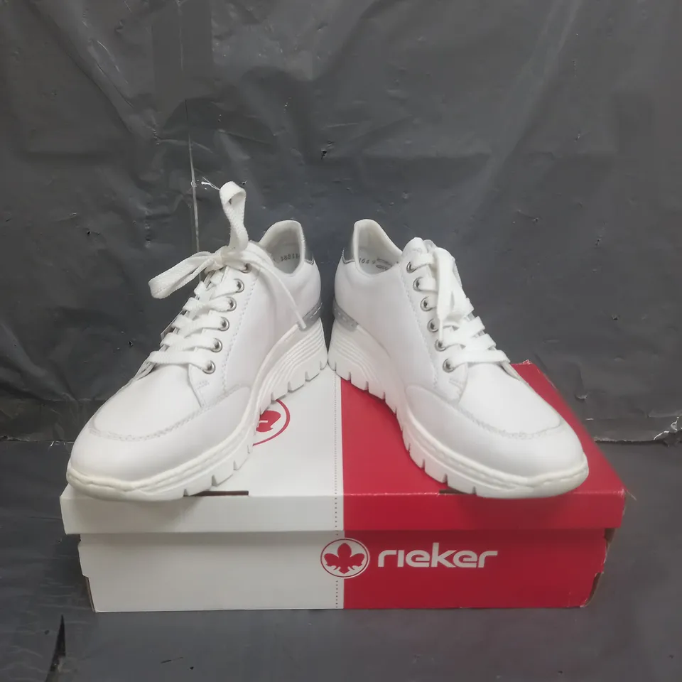 RIEKER WEDGE PLATFORM TRAINERS WHITE SIZE 7.5