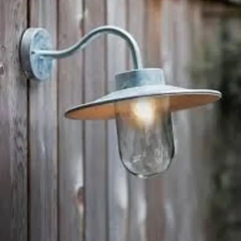 BOXED ST IVES SWAN NECK LIGHT HOT DIPPED GALVANISED STEEL
