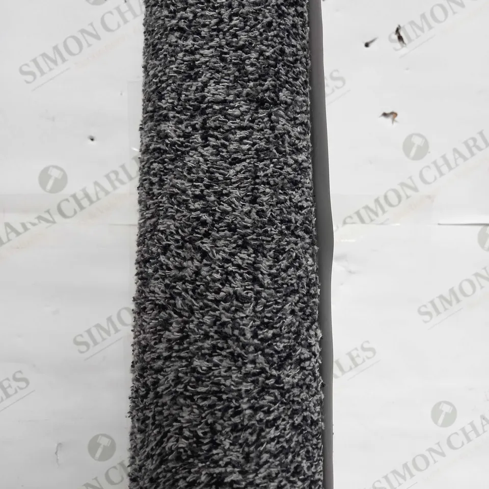 GREY/BLACK PATTERNED RUG