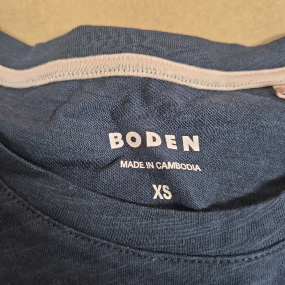 BODEN NAVY LONG-SLEEVE TOP – UK XS (MADE IN CAMBODIA)