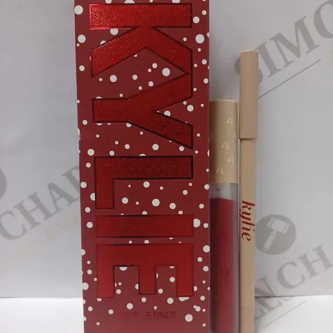 KYLIE JENNER HOLIDAY COLLECTION MATTE LIP KIT - DASHING 