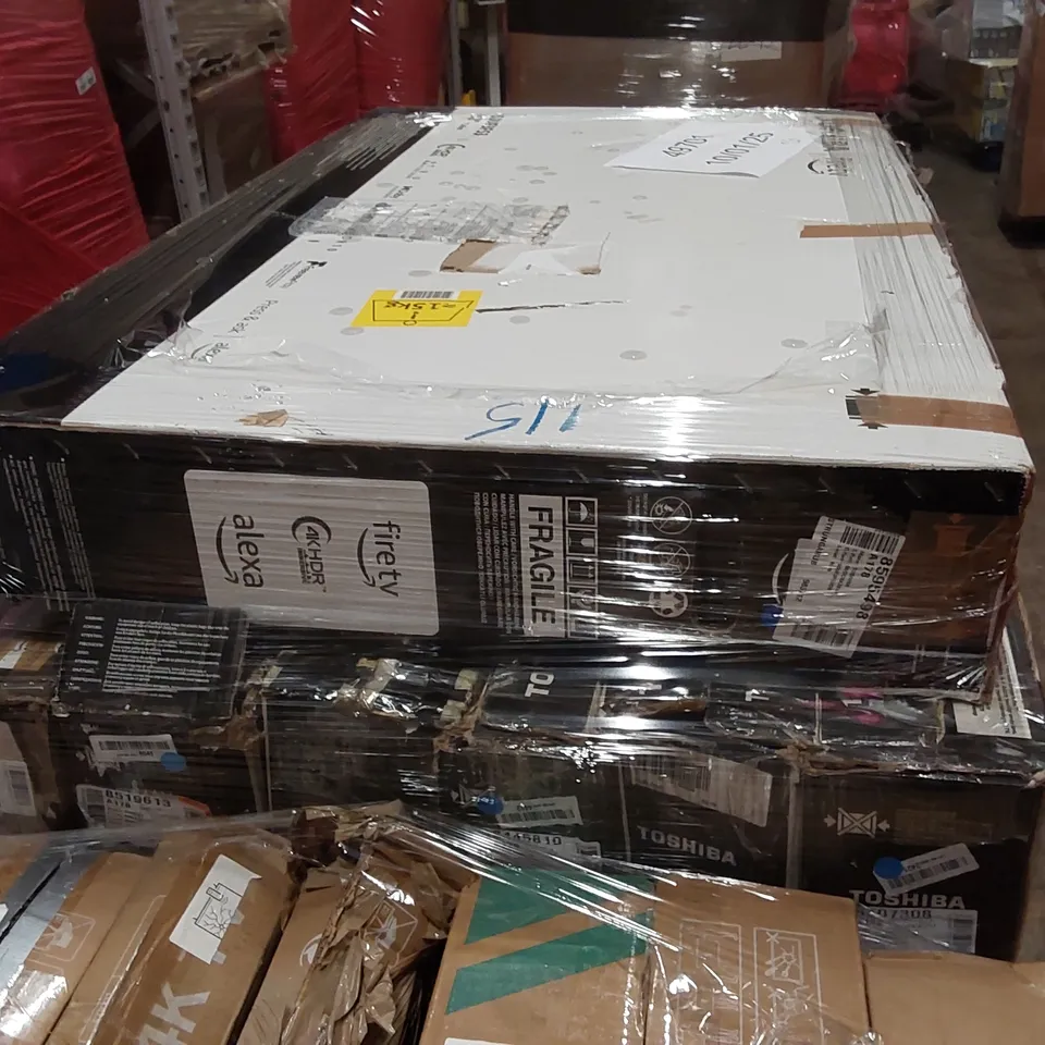 PALLET OF APPROXIMATELY 7x ASSORTED TELEVISIONS // PARTS ONLY