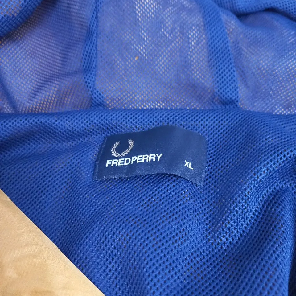 FRED PERRY MUSTARD YELLOW WINDBREAKER JACKET – XL (MEN'S)