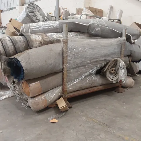 PALLET CONTAINING A LARGE QUANTITY OF DESIGNER RUGS (METAL PALLET NOT INCLUDED)