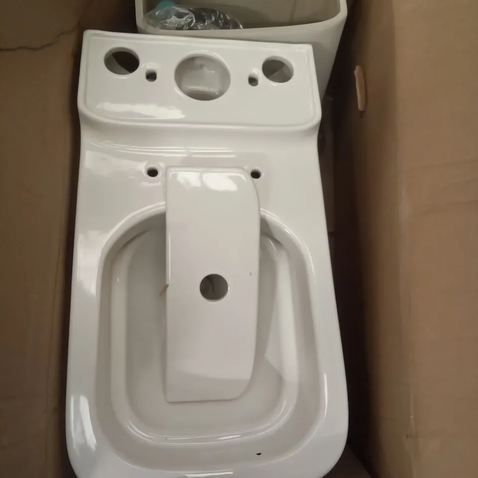 BOXED TEESTA BACK TO WALL TOILET 