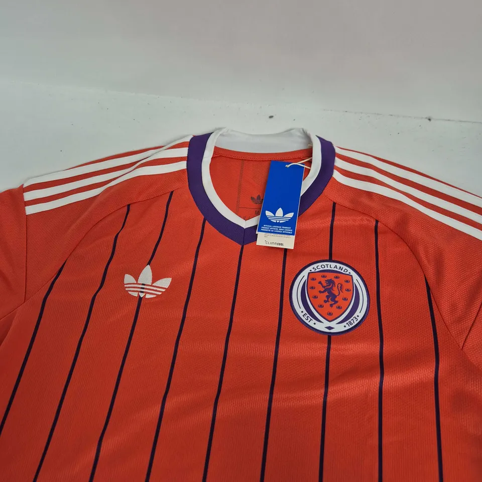 SCOTLAND NATIONAL FOOTBALL JERSEY – ADIDAS - SIZE M