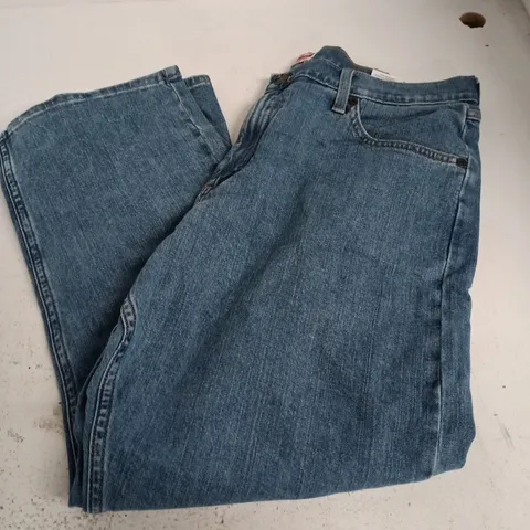 WRANGLER DENIM JEANS IN BLUE - 34X28