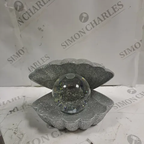 BOXED SENSE AROMA SEA SHELL LED COLOUR CHANGING LAMP - SILVER GLITTER