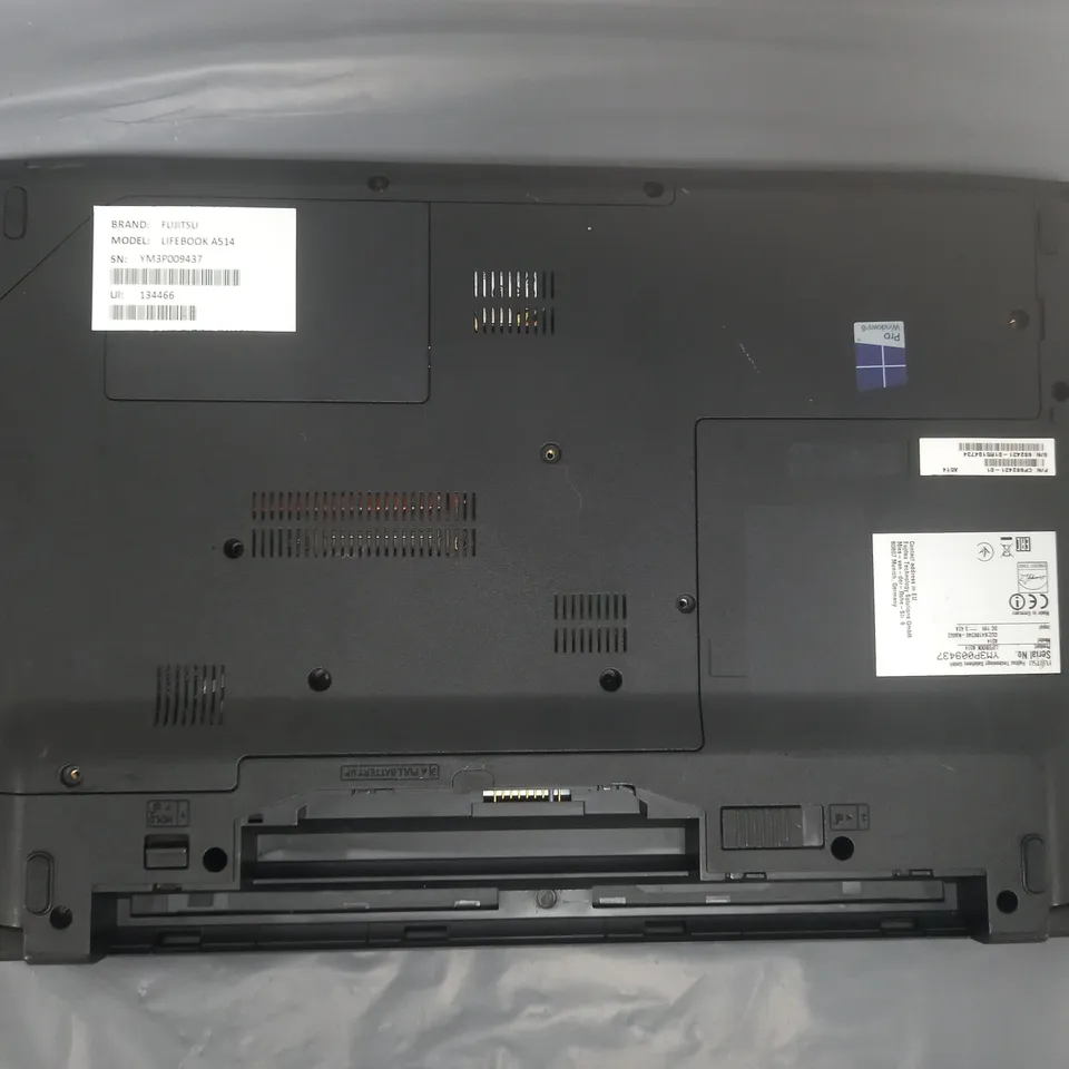 FUJITSU LIFEBOOK A514 15 INCH I3-4005U 1.70GHZ