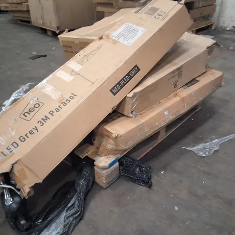 PALLET OF ASSORTED HOUSEHOLD GOODS AND PRODUCTS TO INCLUDE;LED PARASOL,TUBE TENT,COMPACT MOBILE TROLLEY