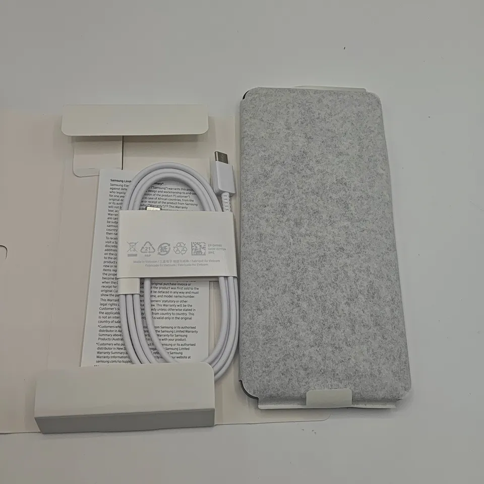 BOXED SAMSUNG GALAXY A06 4/128GB IN BLACK - SM-A066B