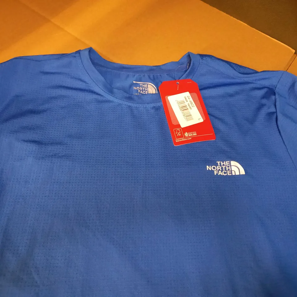 THE NORTH FACE BLUE/LOGO FITNESS TEE - LARGE
