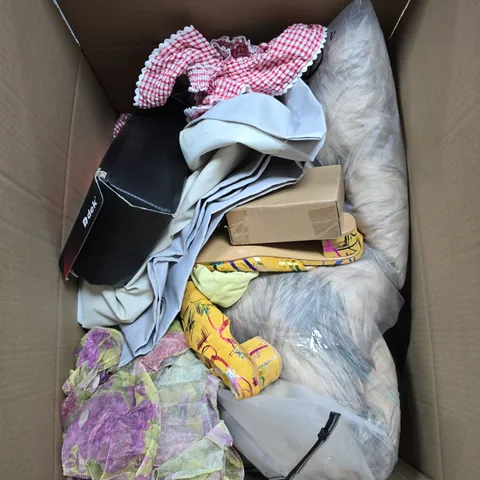 LARGE BOX OF APPROX 15 ASSORTED HOUSEHOLD ITEMS - COLLECTION ONLY 