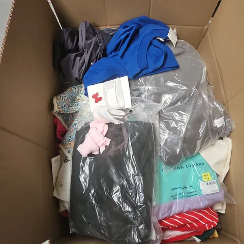 BOX OF APPROXIMATELY 25 ASSORTED CHILDRENS  CLOTHING ITEMS IN VARIOUS STYLES , COLOURS AND SIZES 