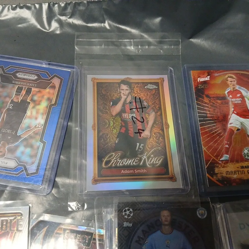 LOT OF ASSORTED SPORTS THEMED COLLECTORS CARDS