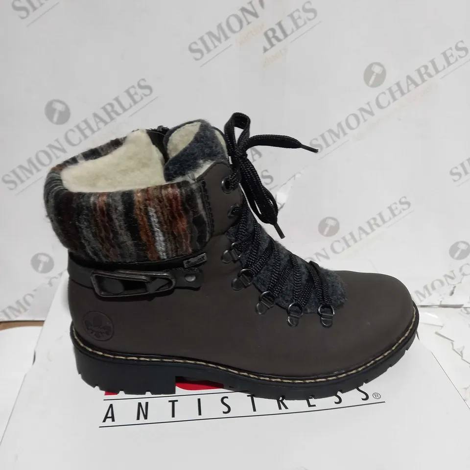BOXED PAIR OF RIEKER HIKING BOOTS IN GREY UK SIZE 5