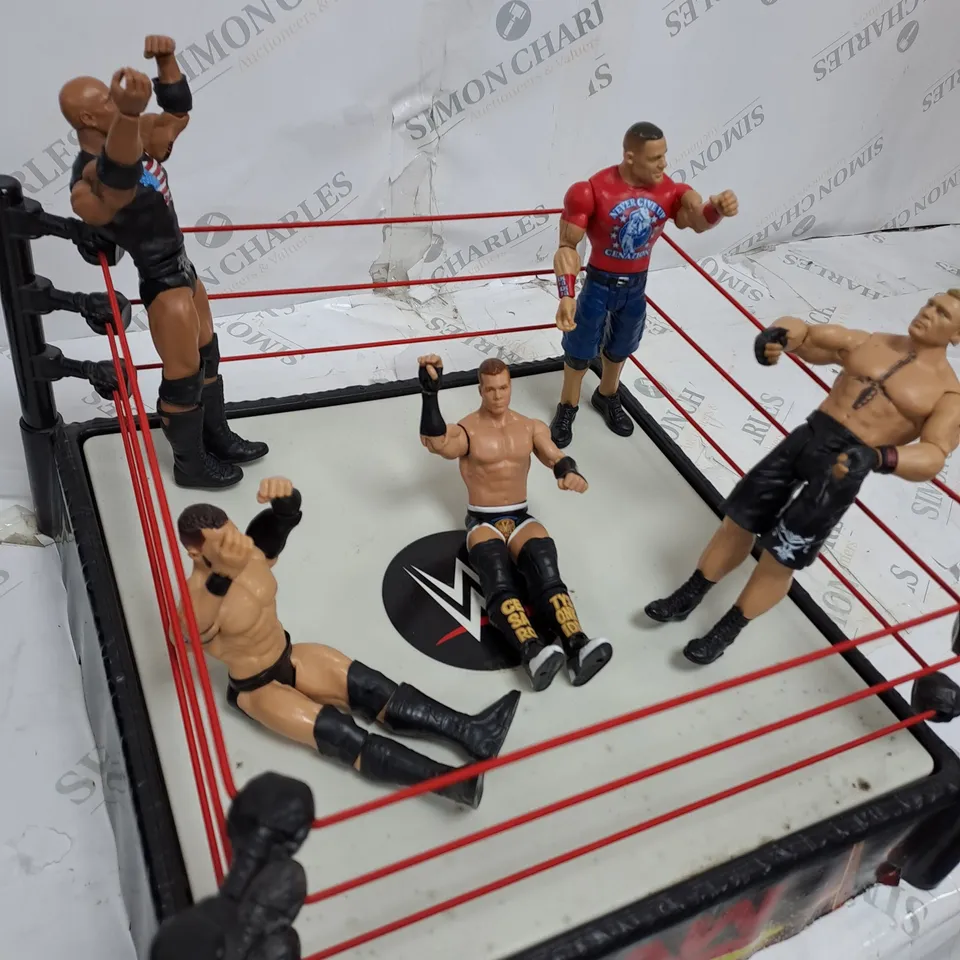 WWE RAW FIGURES AND RING SET 
