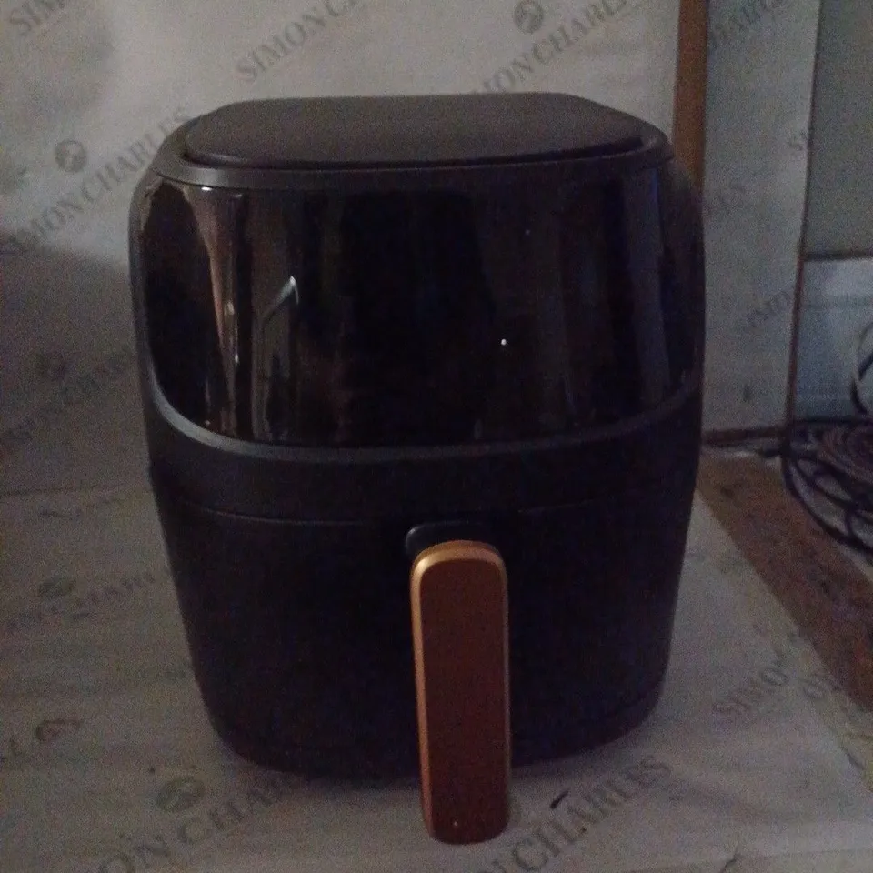 UNBRANDED AIR FRYER