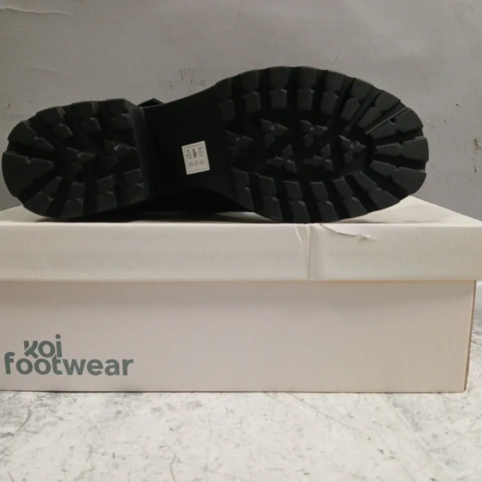 BOXED PAIR OF KOI TIRA MARY JANES FAUX LEATHER EDITION IN BLACK SIZE UK 5