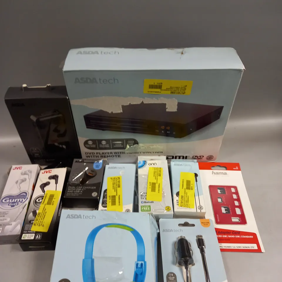 APPROXIMATELY 20 ASSORTED ELECTRICAL PRODUCTS TO INCLUDE DVD PLAYER, HEADPHONES, POWER BANK ETC 