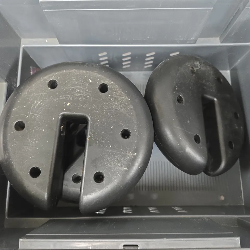 4X 2.3KG PARASOL WEIGHTS