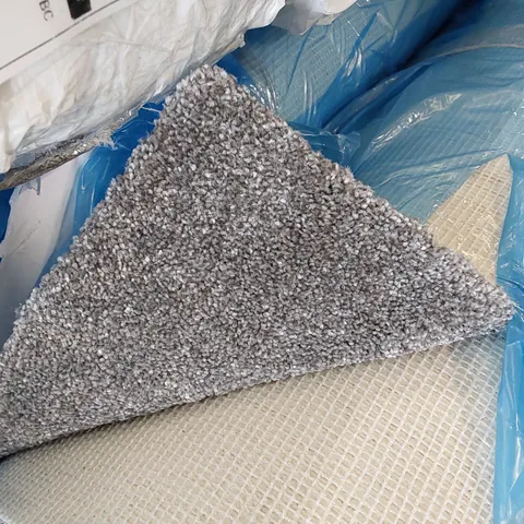 ROLL OF QUALITY CLASSIC CHARM 3063/0935 CARPET IN ASH GREY - APPROXIMATELY 3.3M L X 4M W