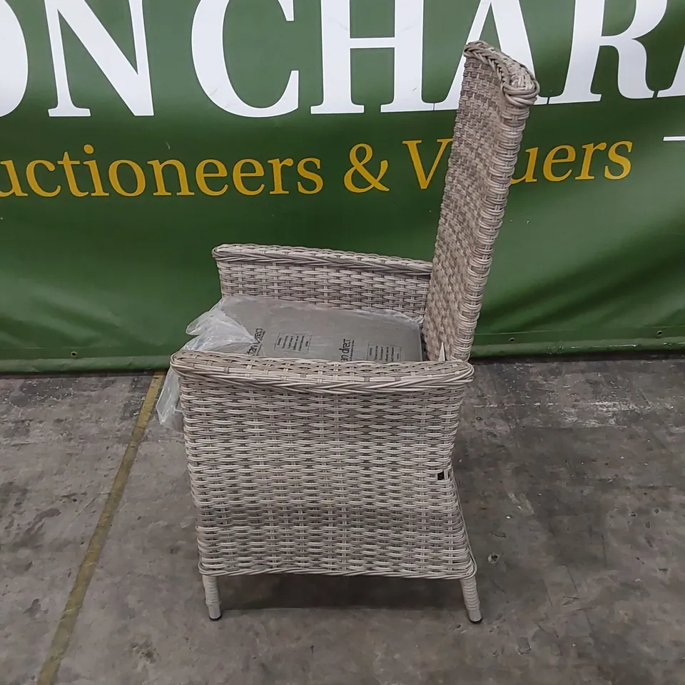 CAMBRIDGE RATTAN RECLINER CHAIR WITH CUSHION
