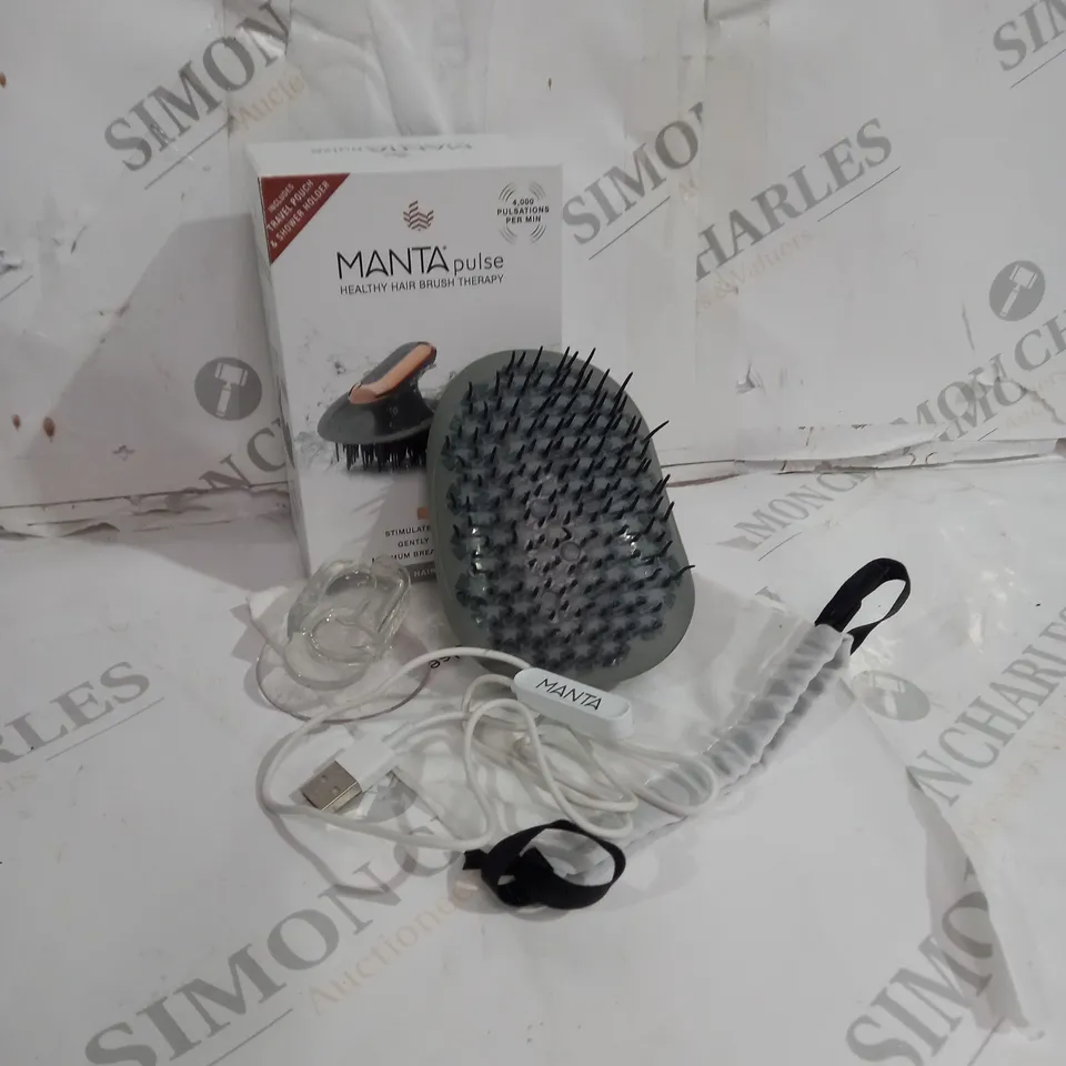 BOXED MANTA PULSE FLEXIBLE HAIRBRUSH