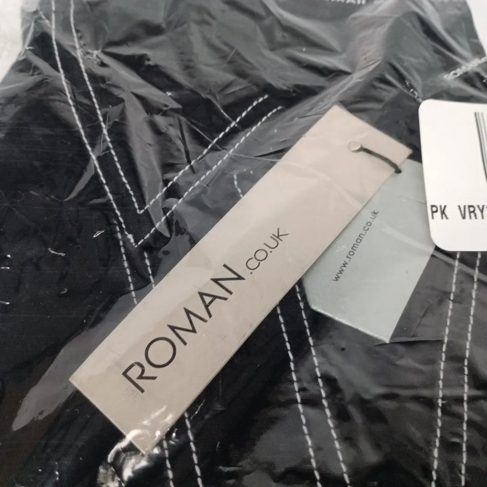 ROMAN STITCH DETAIL SHIRT – BLACK, SIZE 20