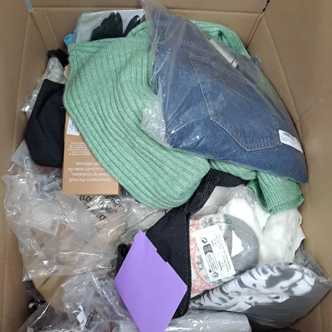 BOX OF APPROX. 50 ASSORTED CLOTHING VARYING IN SIZE/COLOUR/STYLE TO INCLUDE: TOPS, TROUSERS, JUMPERS