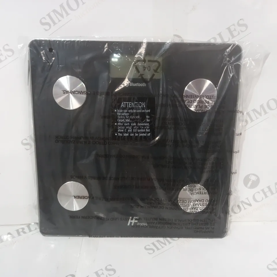 BOXED UNBRANDED SMART SCALE