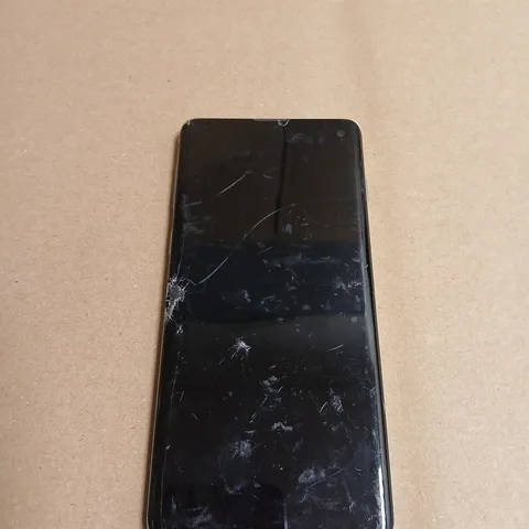 SAMSUNG GALAXY S10 PHONE 