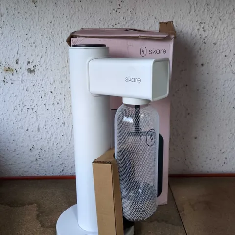 BOXED SKARE SODA MAKER 2 ICE 
