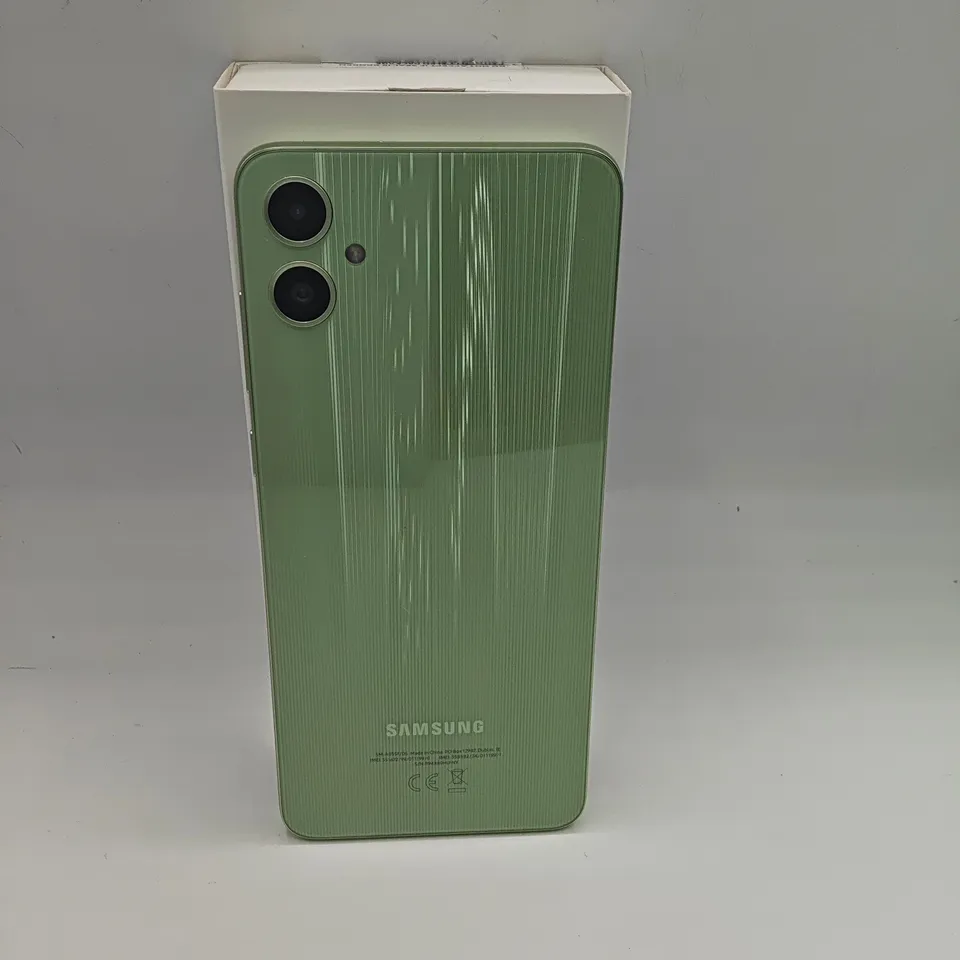 BOXED SAMSUNG GALAXY A05 4/128GB IN LIGHT GREEN - SM-A055F