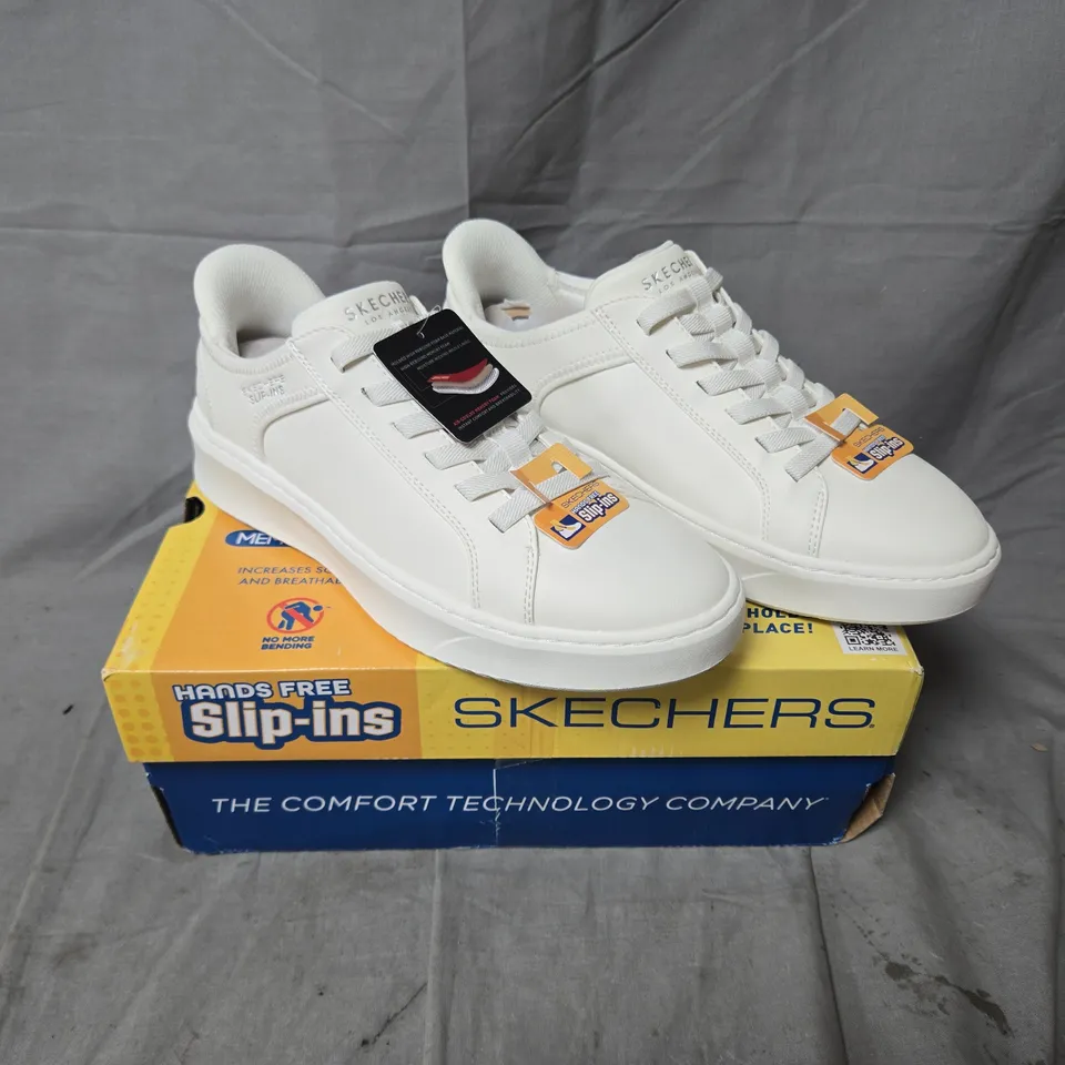 BOXED PAIR OF SKECHERS SLIP-INS TRAINERS - UK SIZE 6